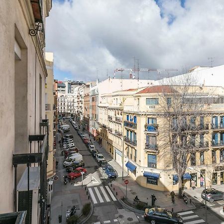 Agradable piso de dos habitaciones en Chamberí Madrid Exterior foto