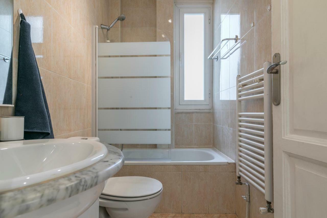 Agradable piso de dos habitaciones en Chamberí Madrid Exterior foto